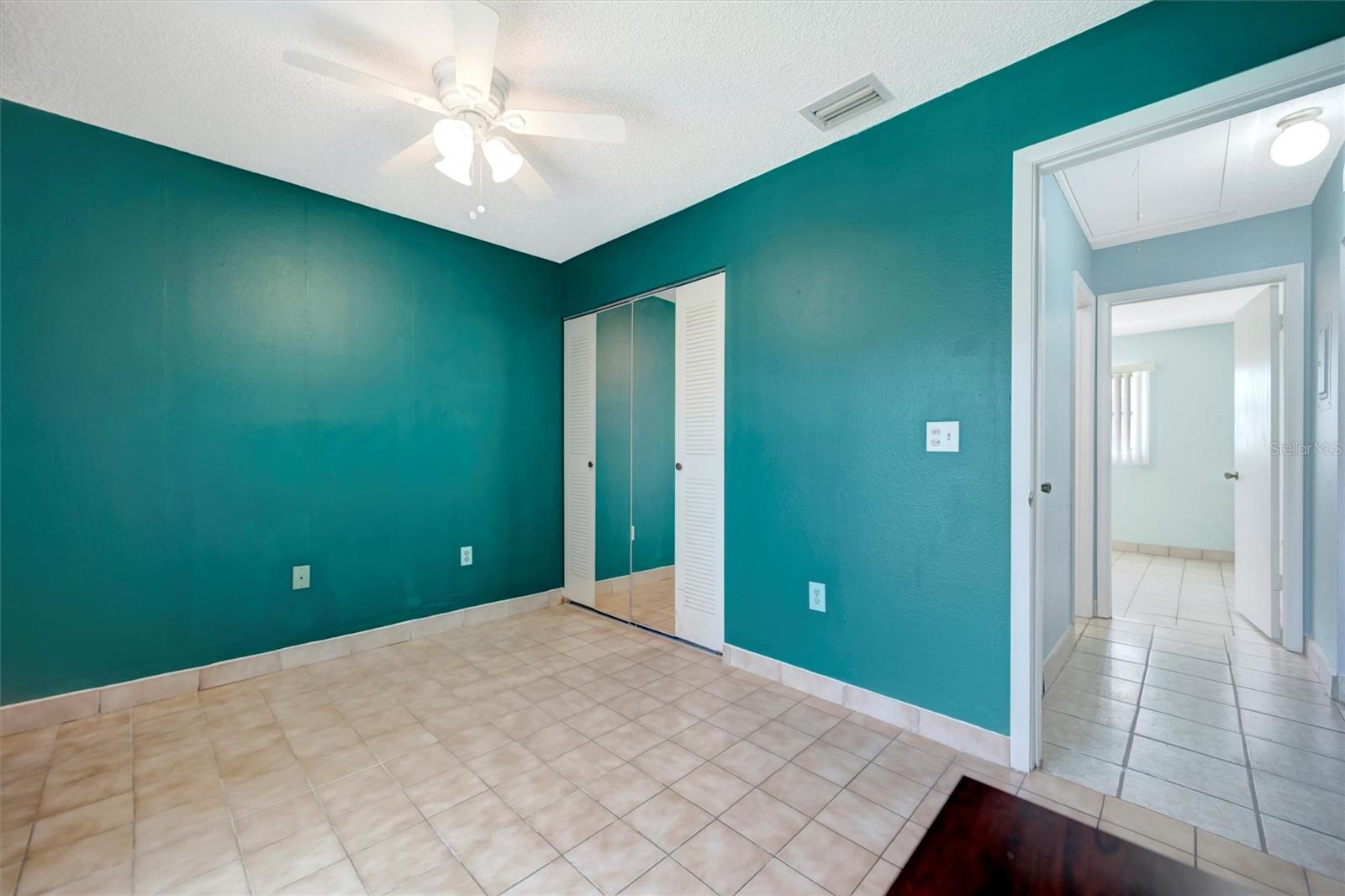 Image 21 of 38 For 3811 38th Street W
