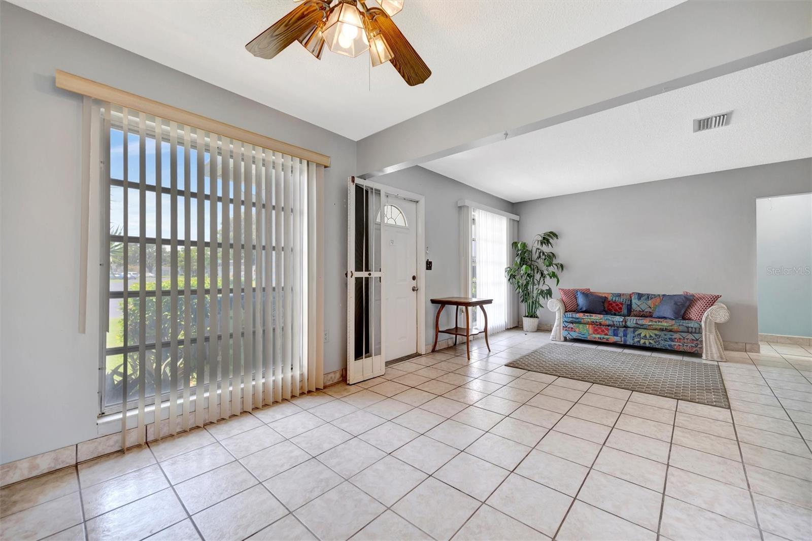 Image 4 of 38 For 3811 38th Street W