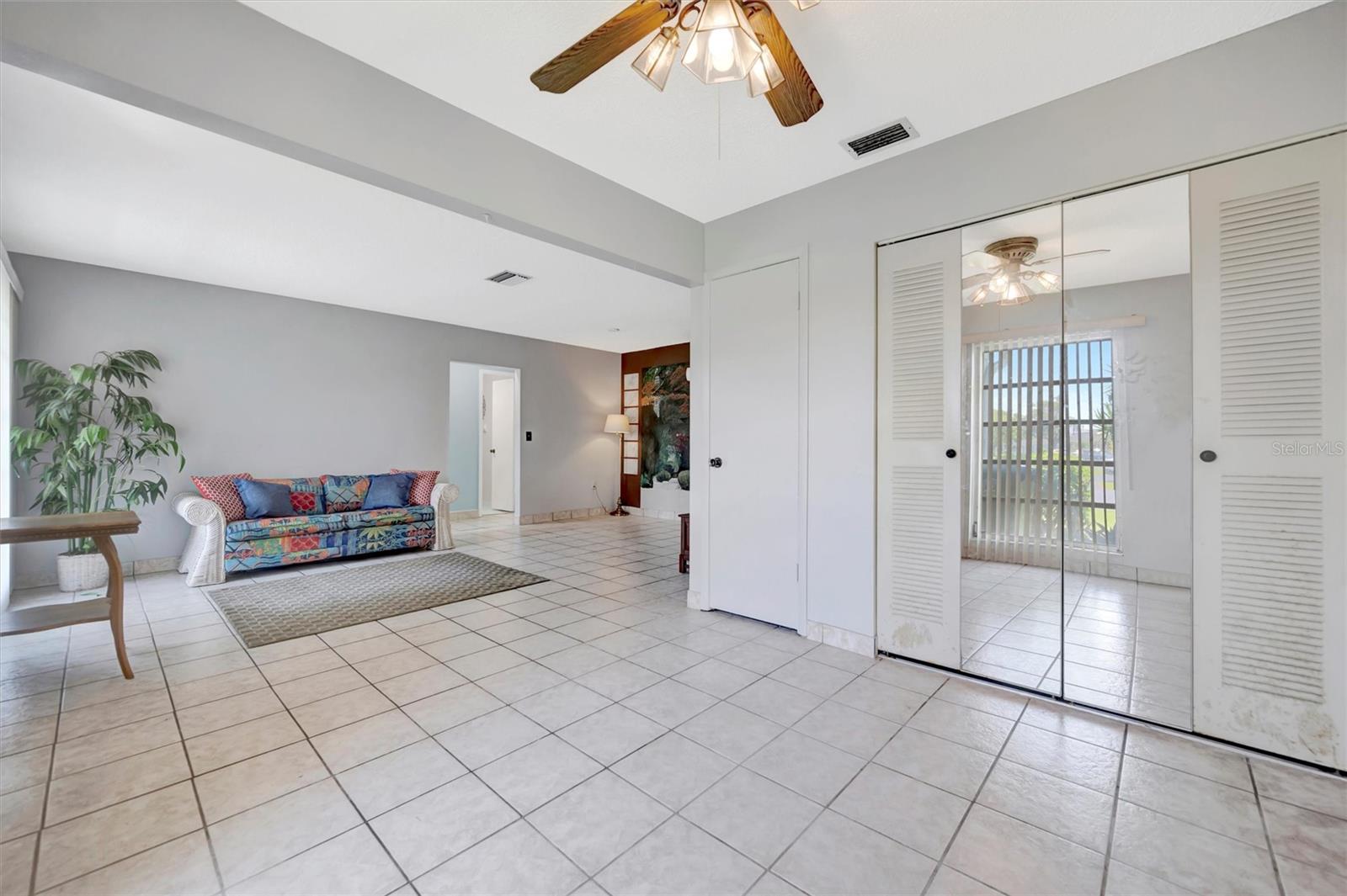 Image 6 of 38 For 3811 38th Street W
