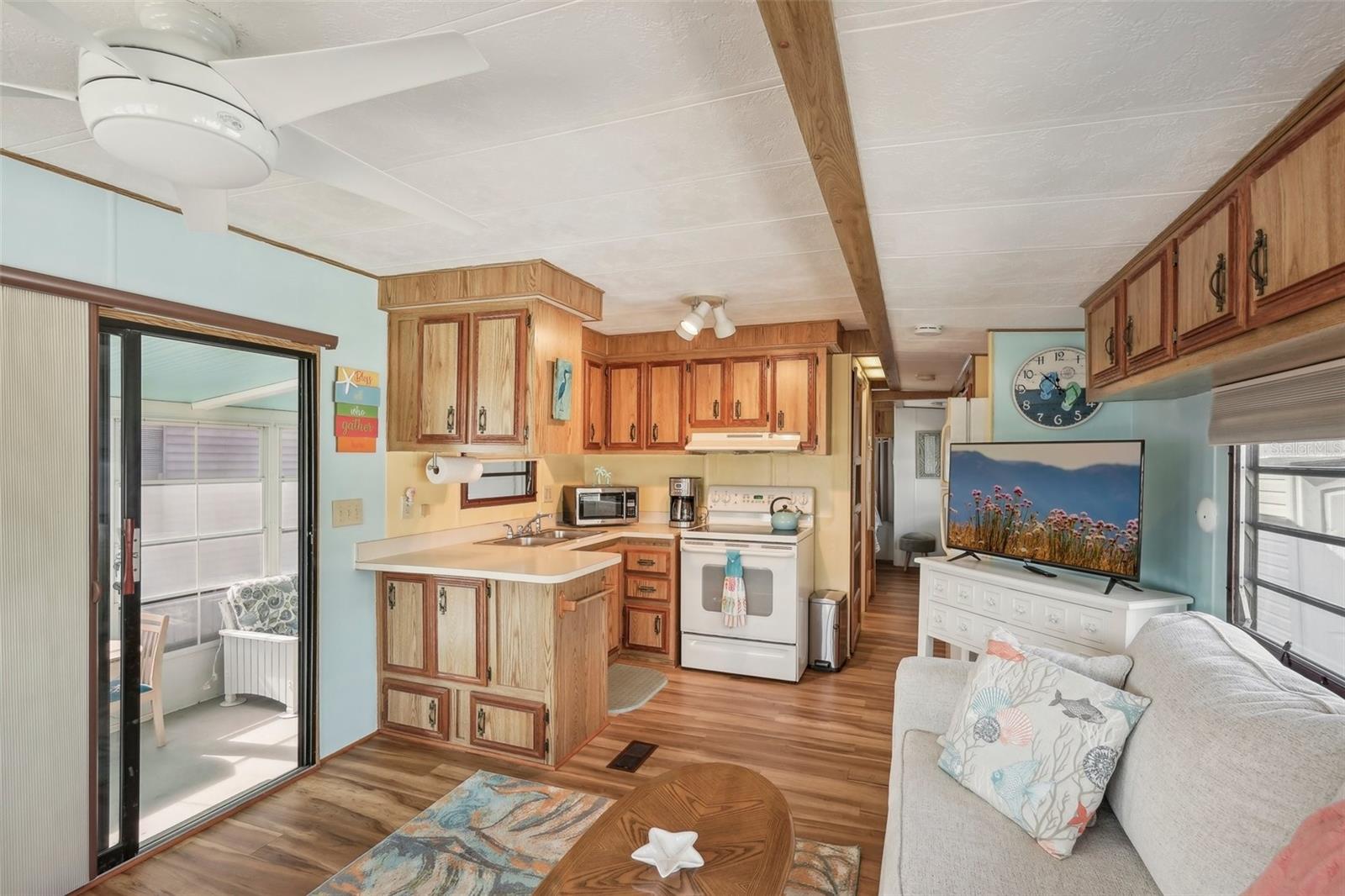 Image 4 of 14 For 1475 Flamingo Drive 170