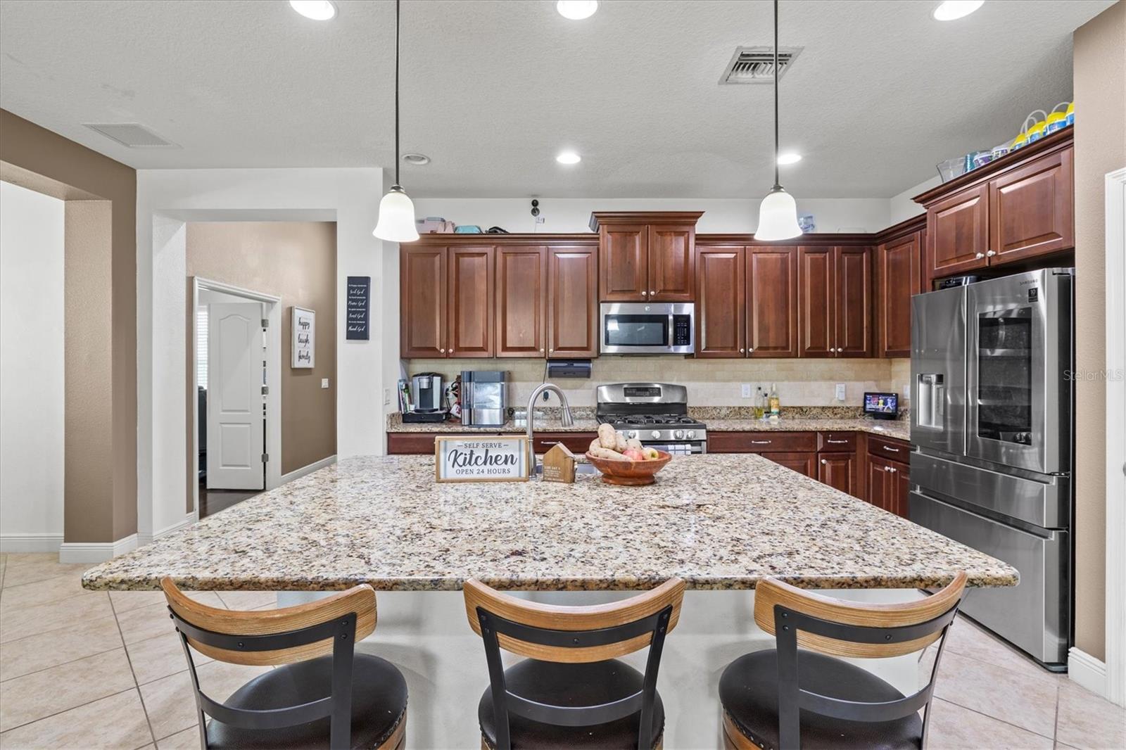 Image 10 of 87 For 12046 Forest Park Circle