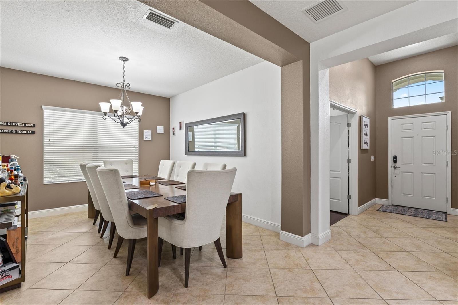 Image 6 of 87 For 12046 Forest Park Circle