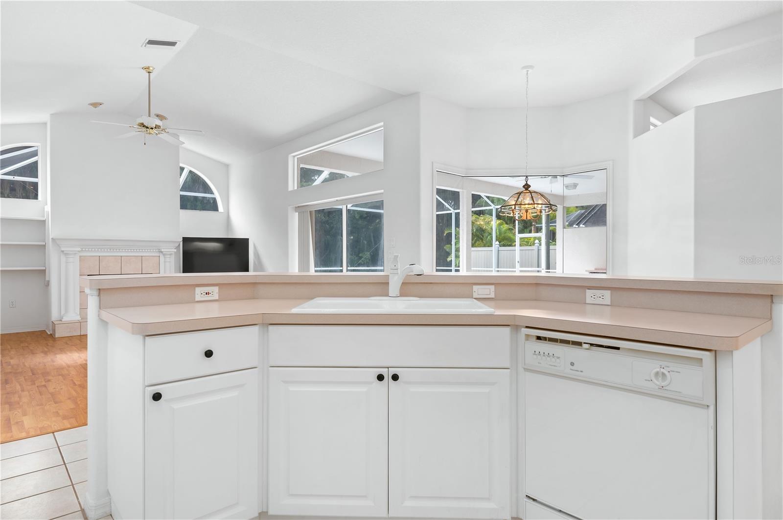 Image 16 of 36 For 2810 89th Avenue E