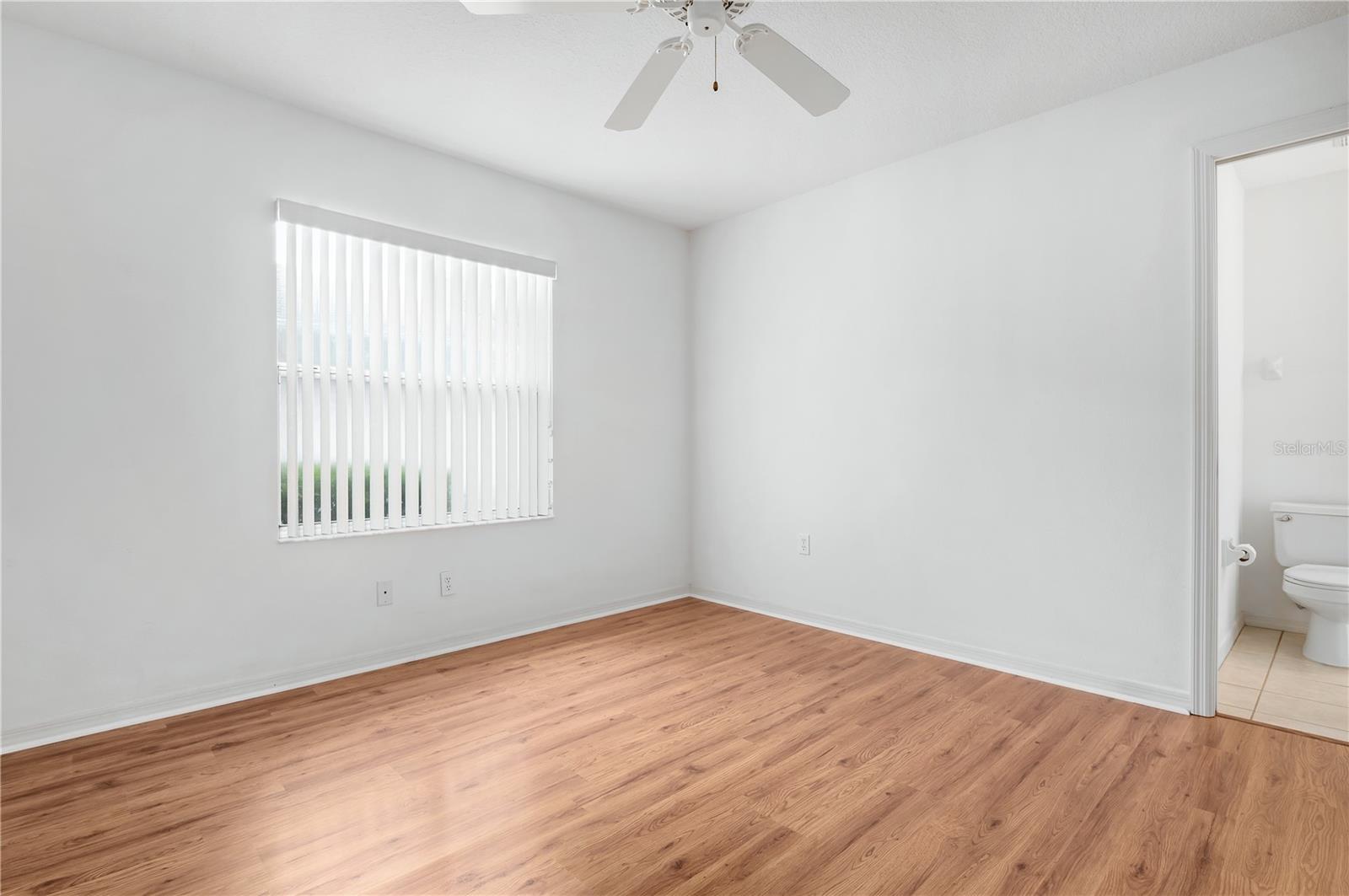 Image 22 of 36 For 2810 89th Avenue E