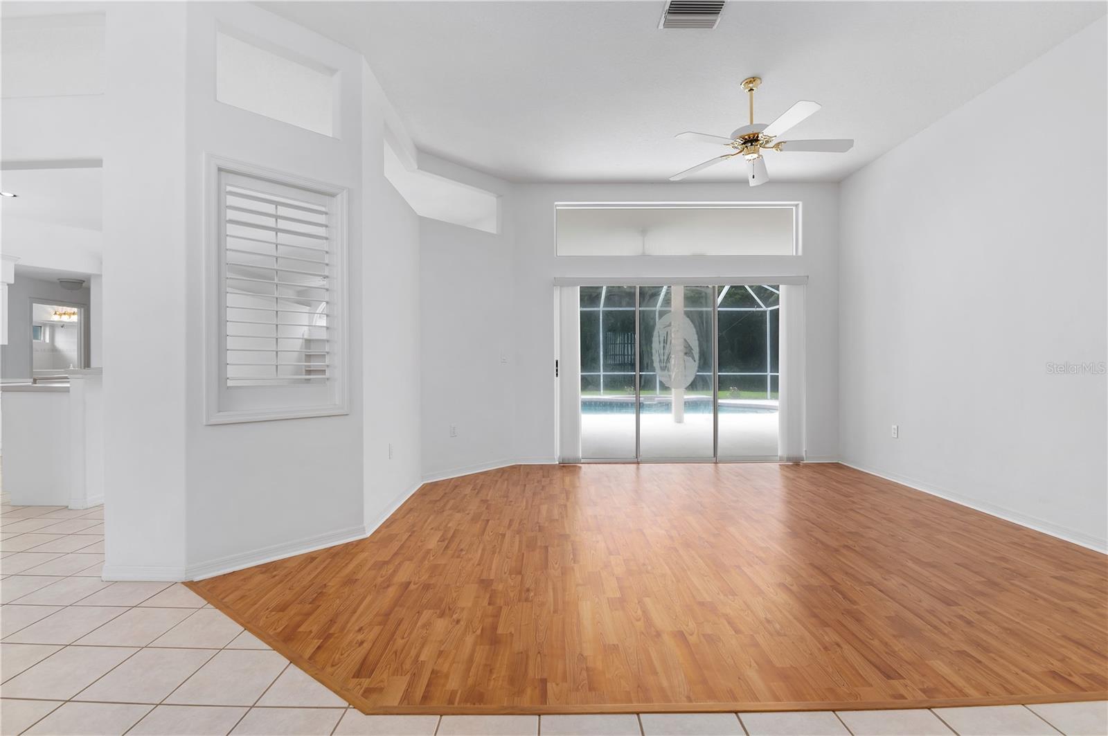 Image 4 of 36 For 2810 89th Avenue E