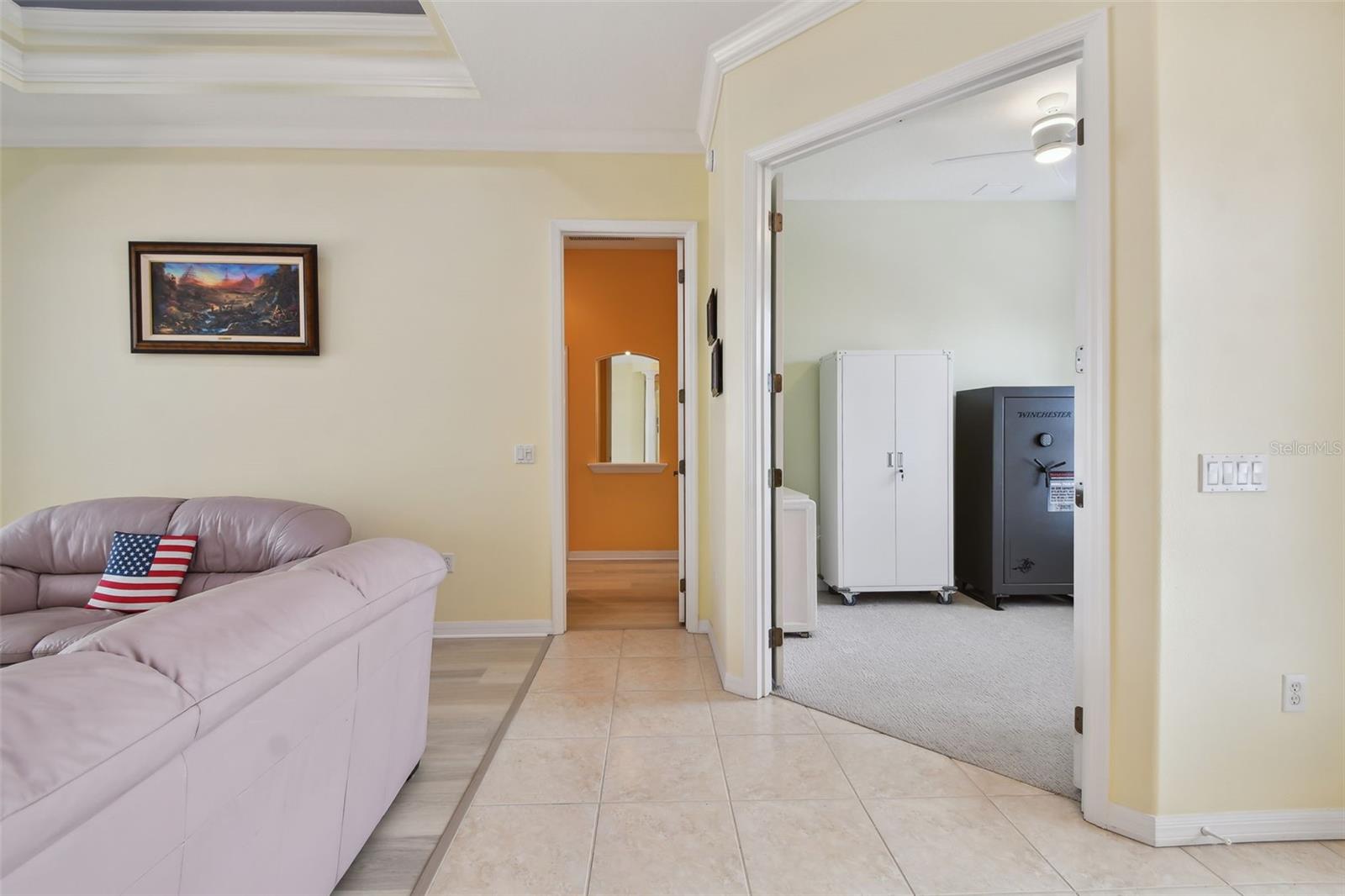 Image 16 of 77 For 9611 Summer House Lane