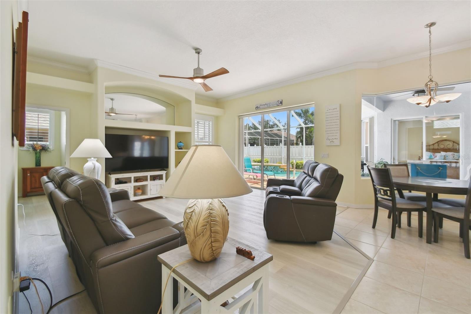 Image 30 of 77 For 9611 Summer House Lane