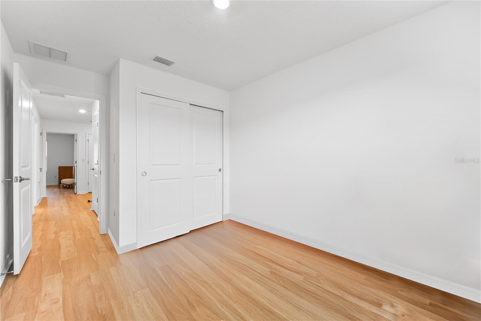 Image 21 of 60 For 8508 Lunar Skye Street