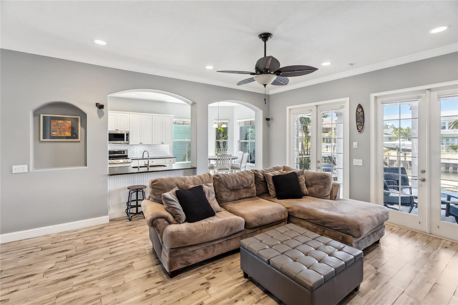 Image 13 of 46 For 428 Islebay Drive