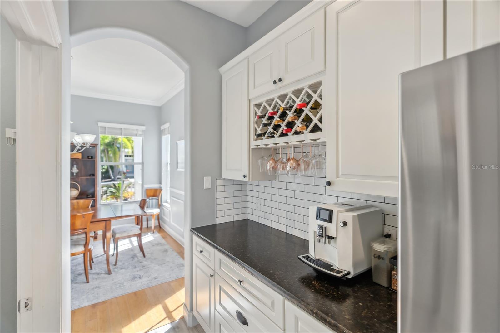 Image 16 of 46 For 428 Islebay Drive