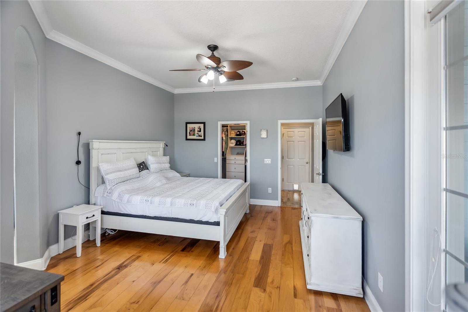 Image 28 of 46 For 428 Islebay Drive