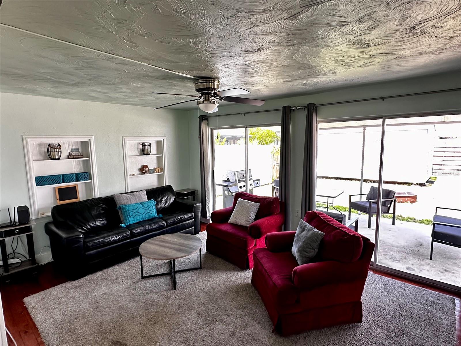 Image 10 of 24 For 3052 Alta Vista St