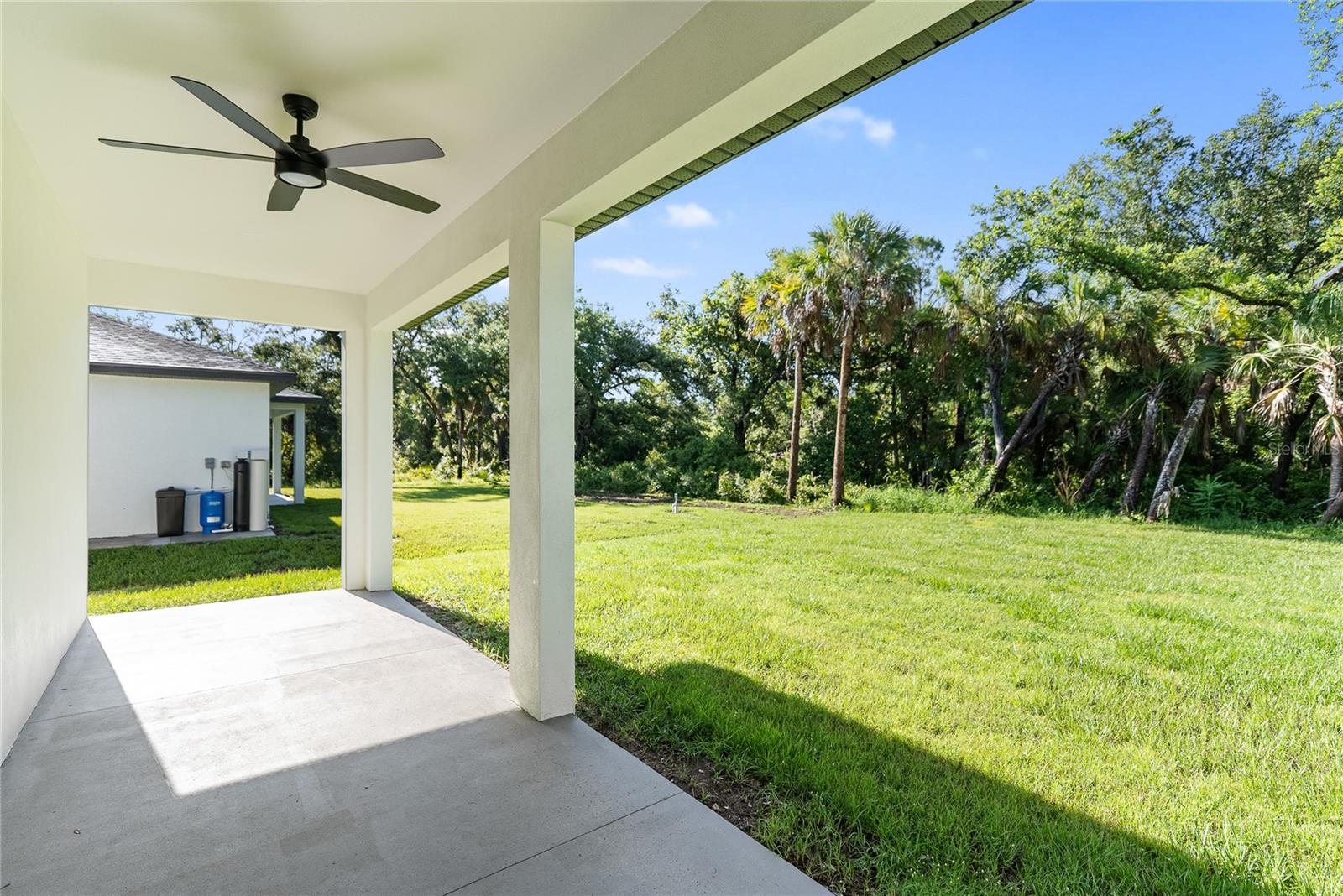 Image 11 of 76 For 14147 Marlin Avenue