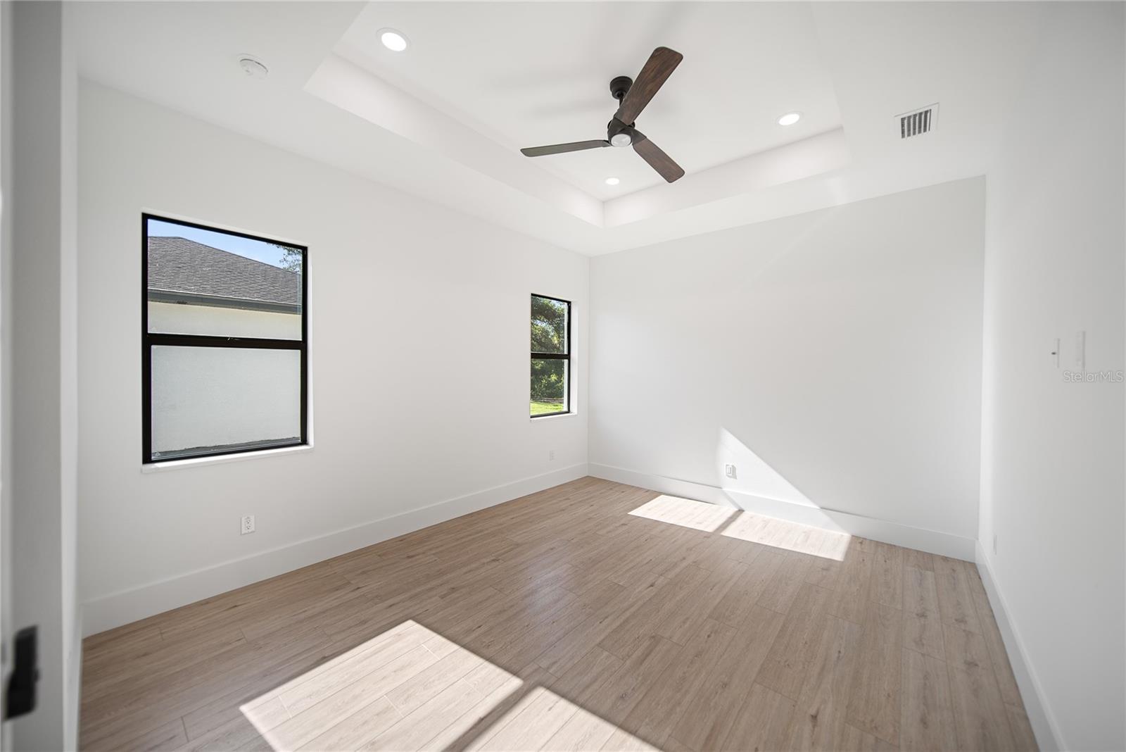 Image 35 of 76 For 14147 Marlin Avenue