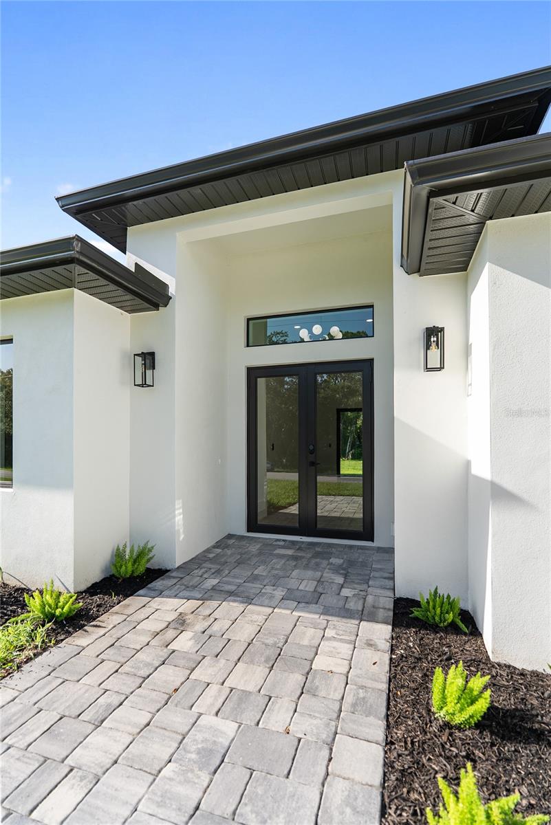 Image 8 of 76 For 14147 Marlin Avenue