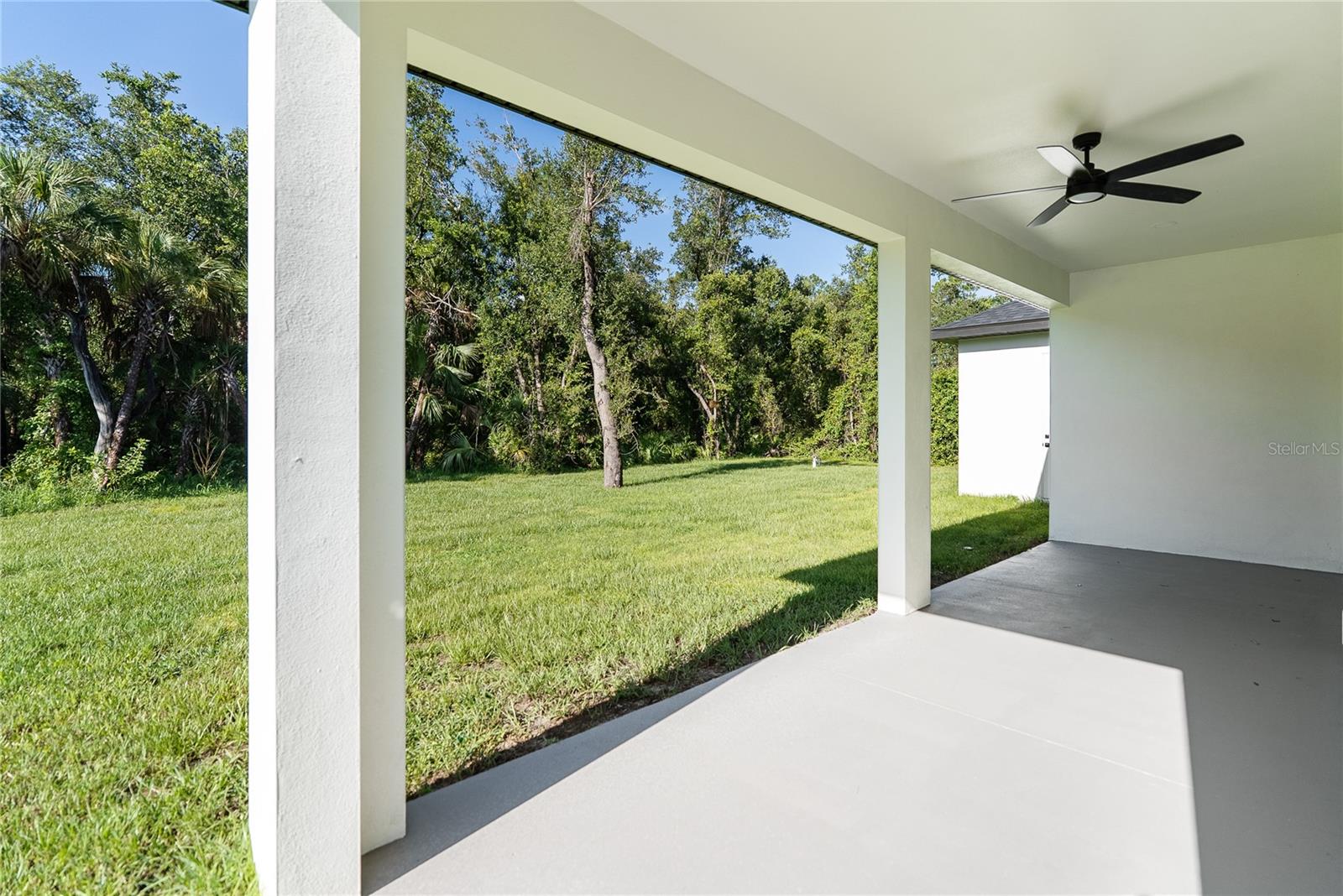 Image 9 of 76 For 14147 Marlin Avenue