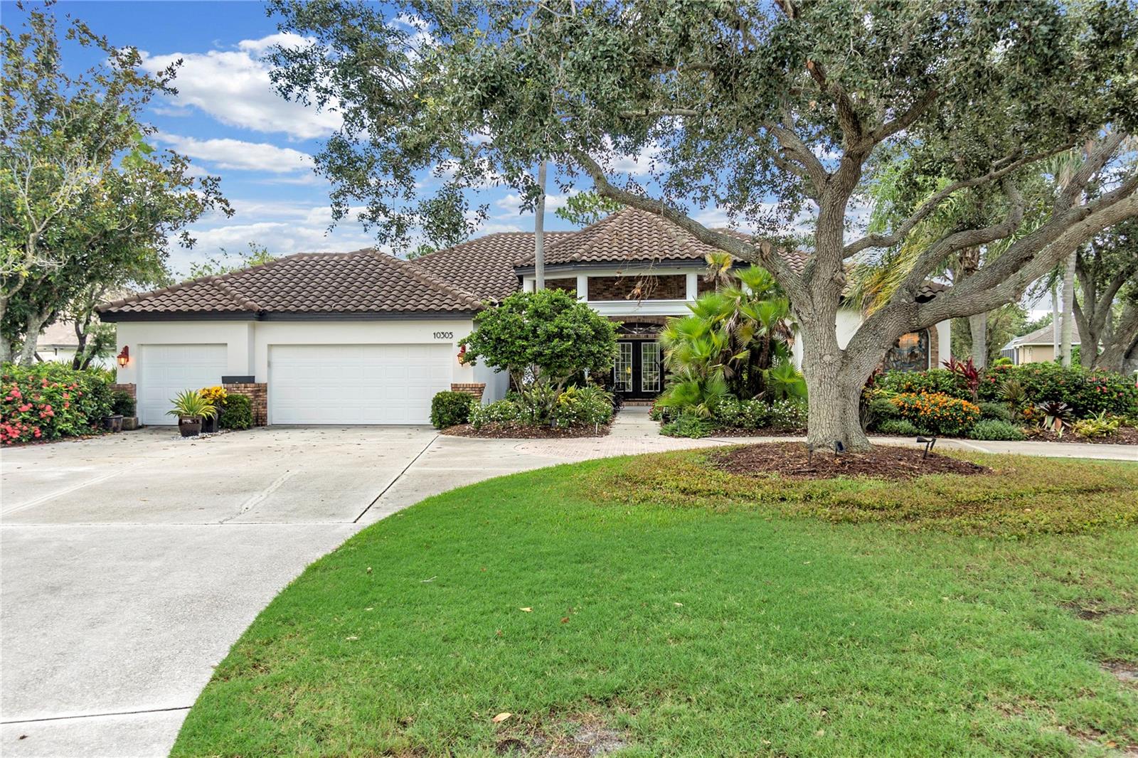 Details for 10305 Tamo Shanter Place, BRADENTON, FL 34202