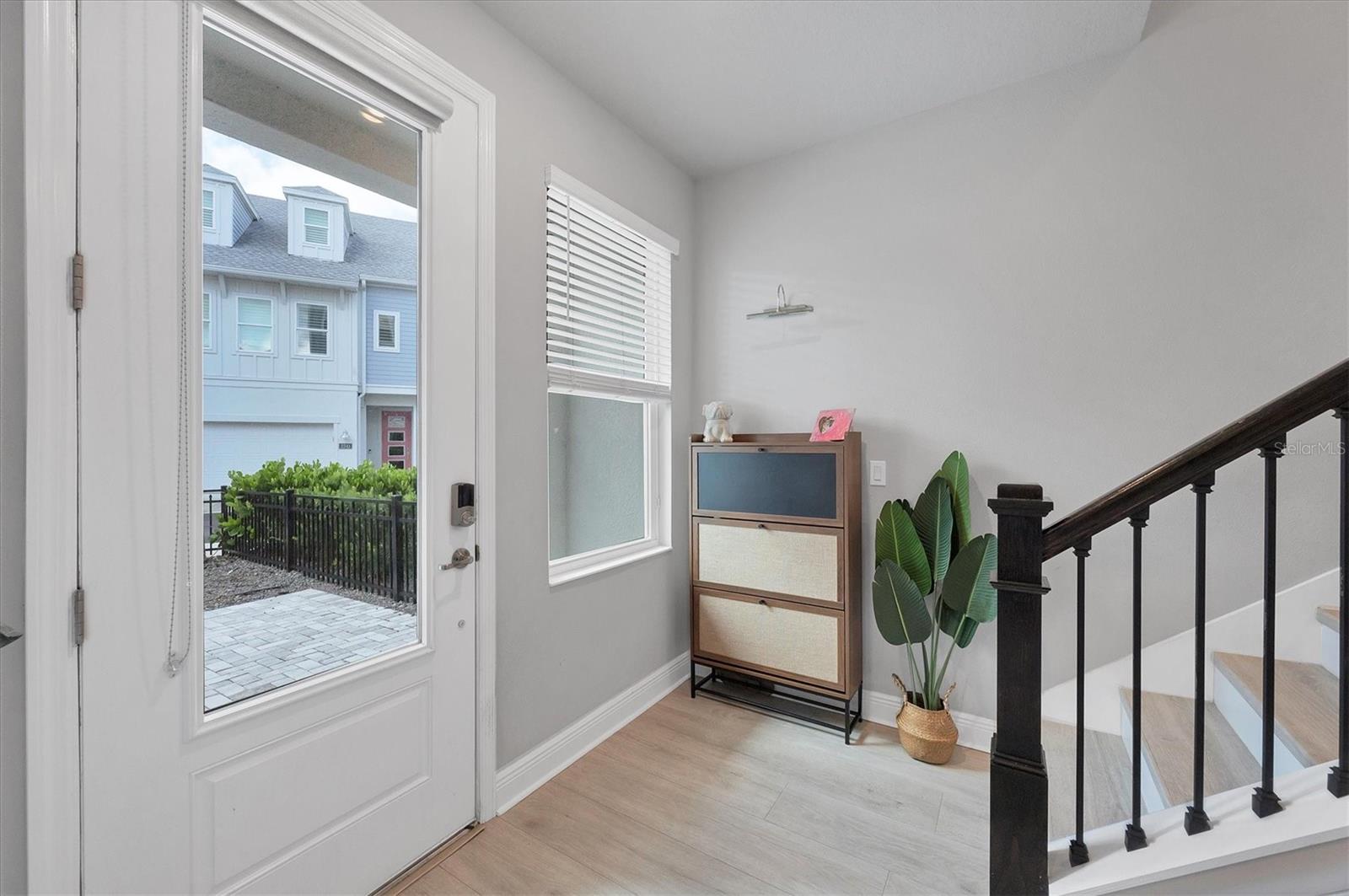 Image 6 of 44 For 2353 Lindstrom Street