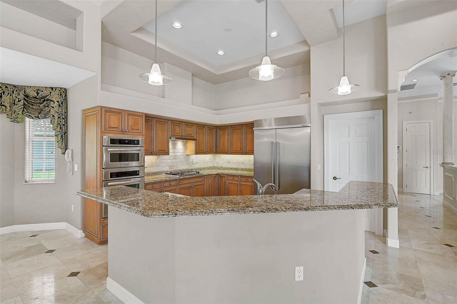Image 11 of 51 For 852 Macewen Drive