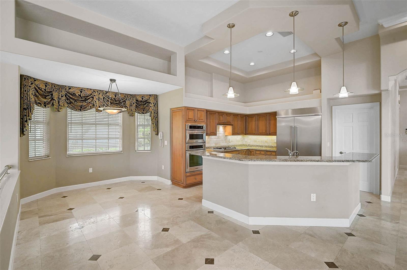 Image 13 of 51 For 852 Macewen Drive