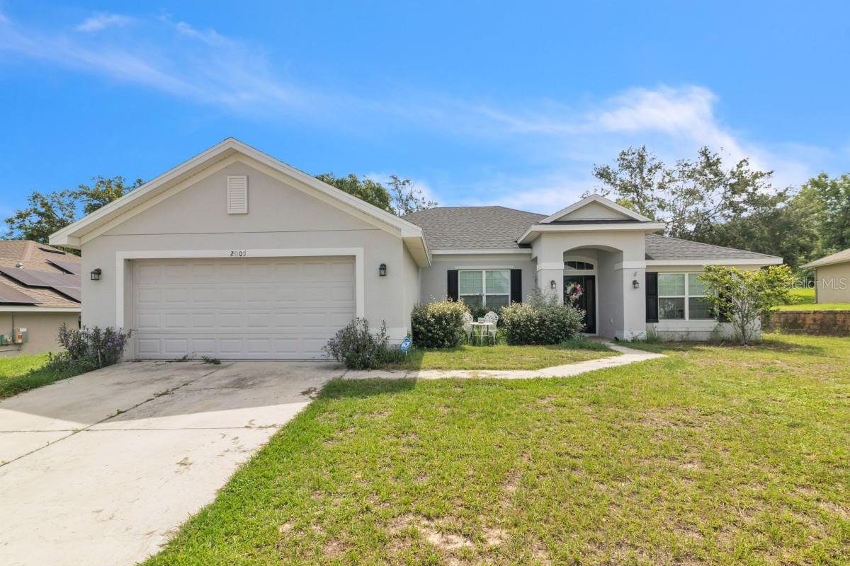 Details for 2005 Angel Fish Loop, LEESBURG, FL 34748