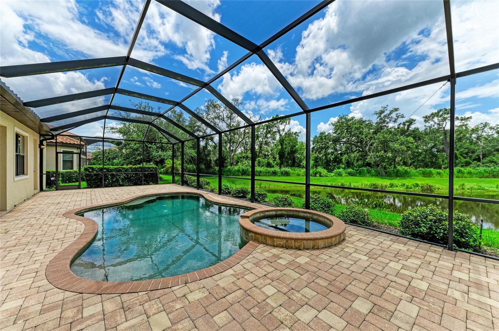 Image 16 of 41 For 13819 Swiftwater Way