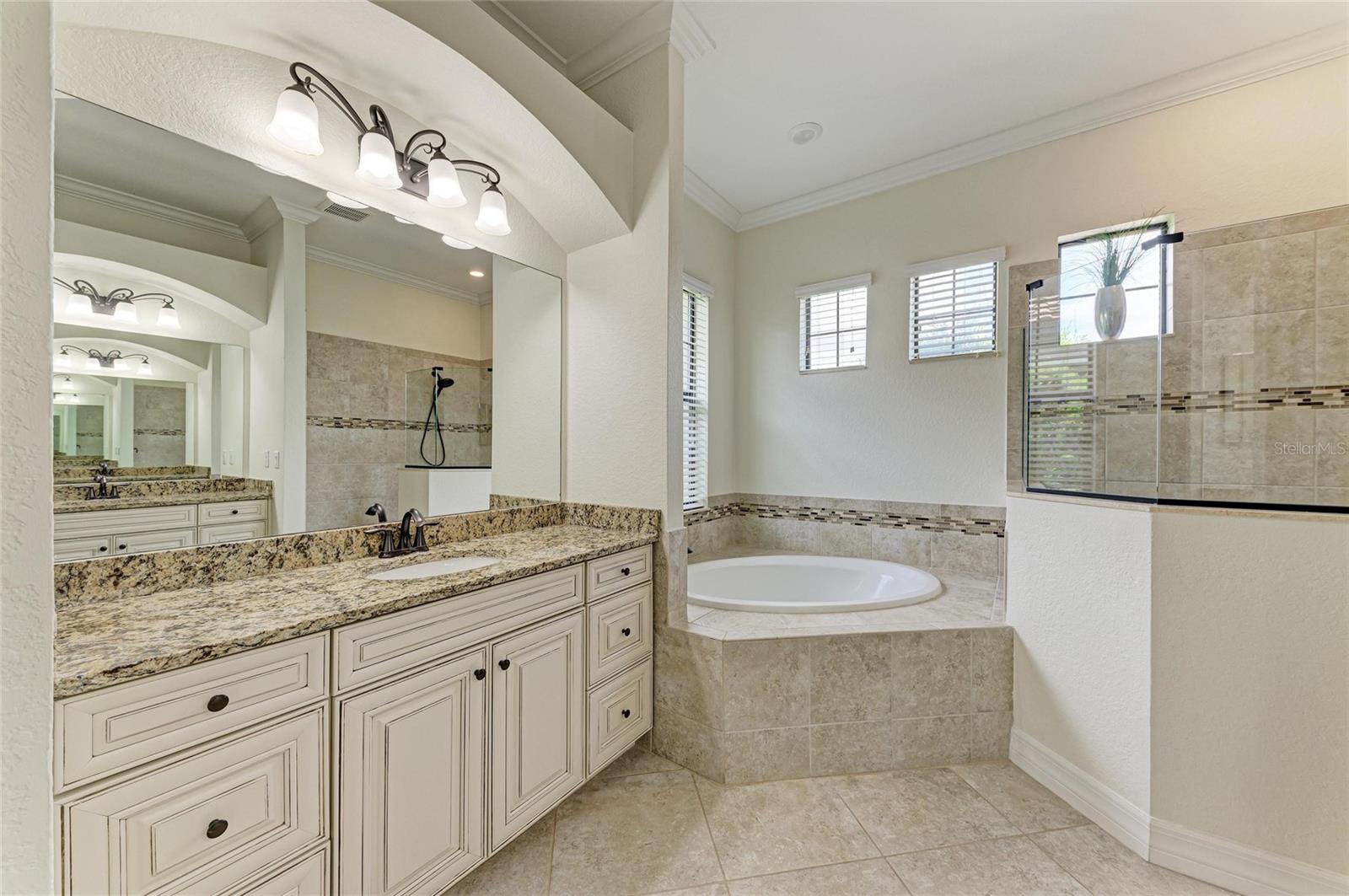 Image 29 of 41 For 13819 Swiftwater Way