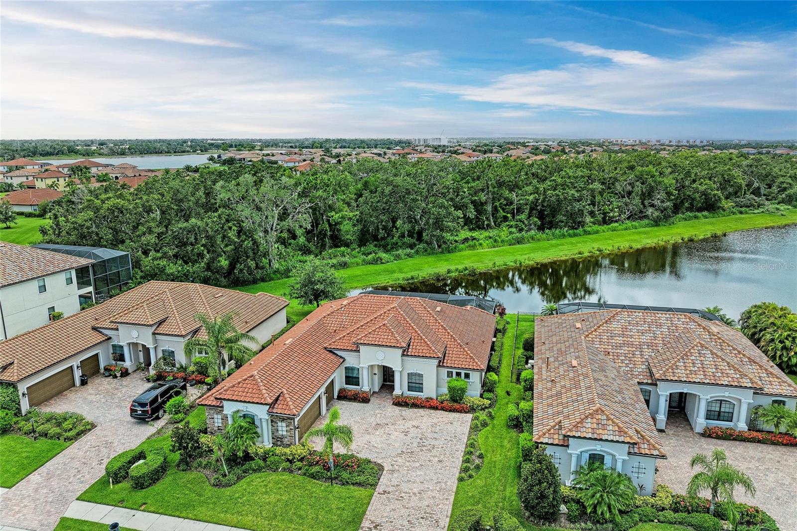 Image 3 of 41 For 13819 Swiftwater Way
