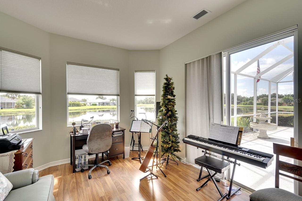 Image 16 of 36 For 6112 90th Avenue Circle E