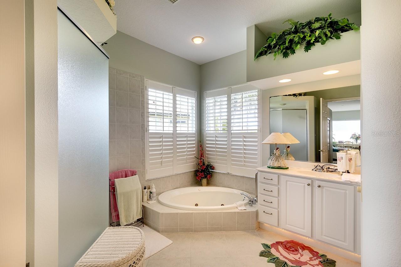 Image 20 of 36 For 6112 90th Avenue Circle E