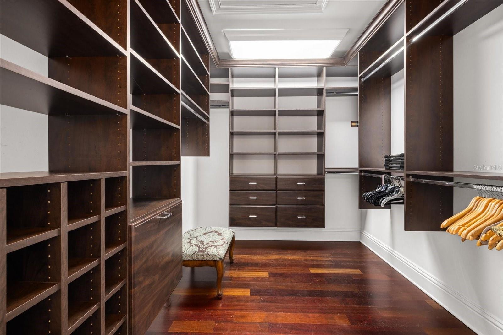 Image 30 of 89 For 4315 Mangrove Place