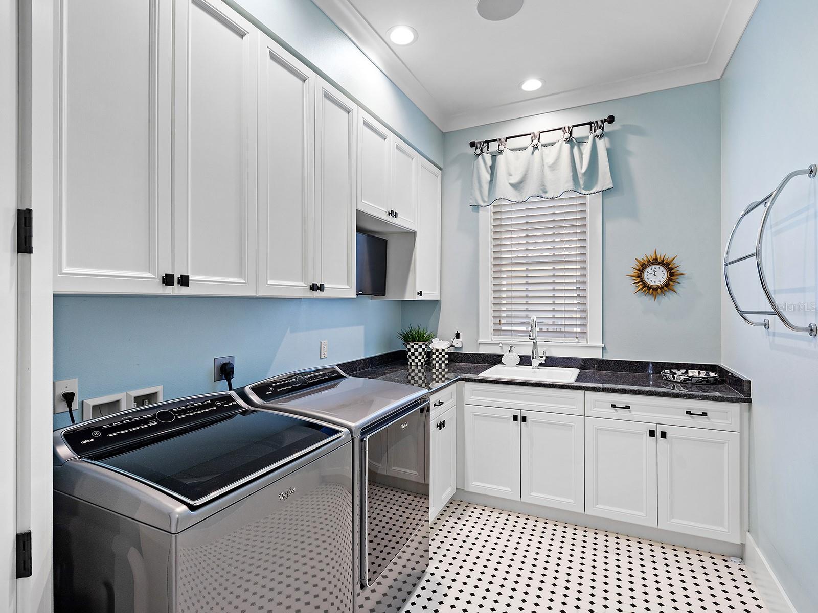 Listing photo id 54 for 16336 Daysailor Trail