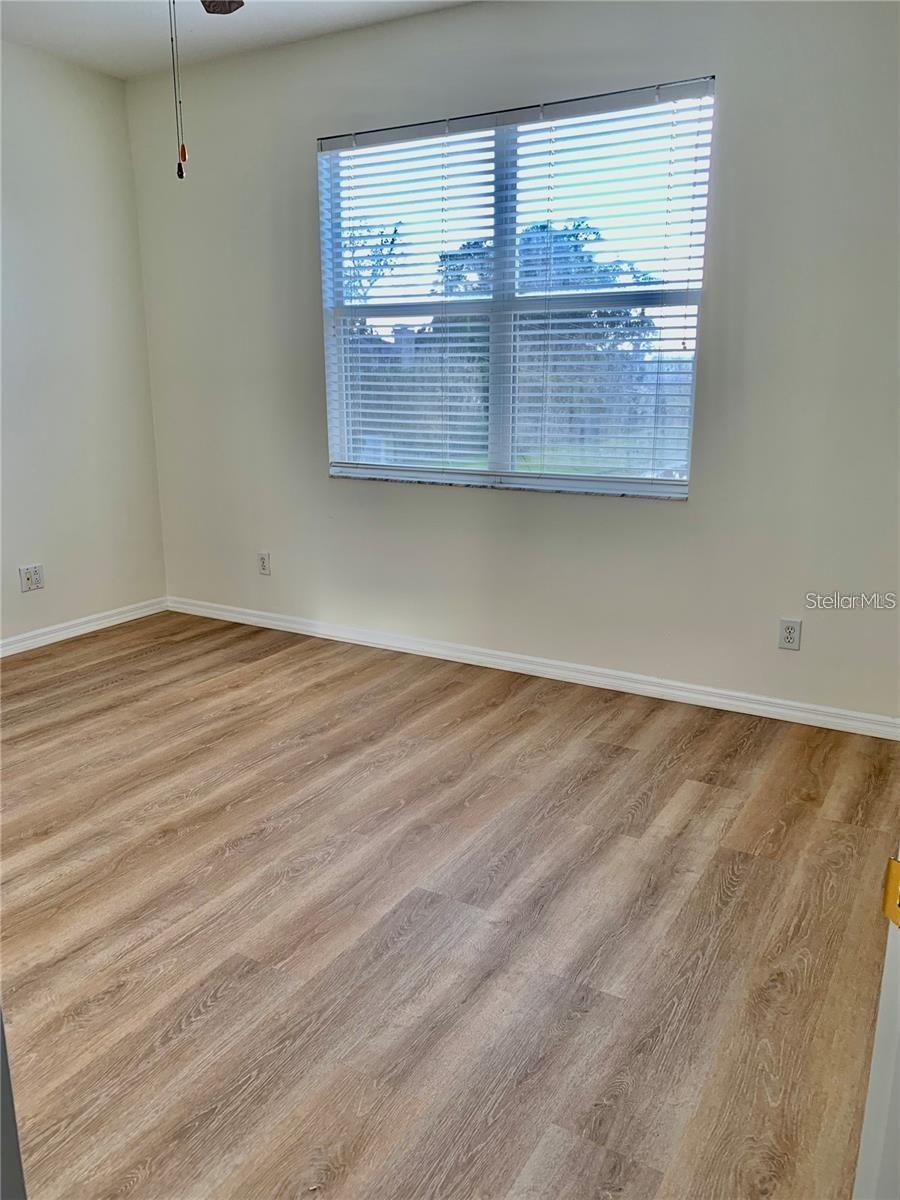 Image 11 of 19 For 4106 Crabtree Avenue