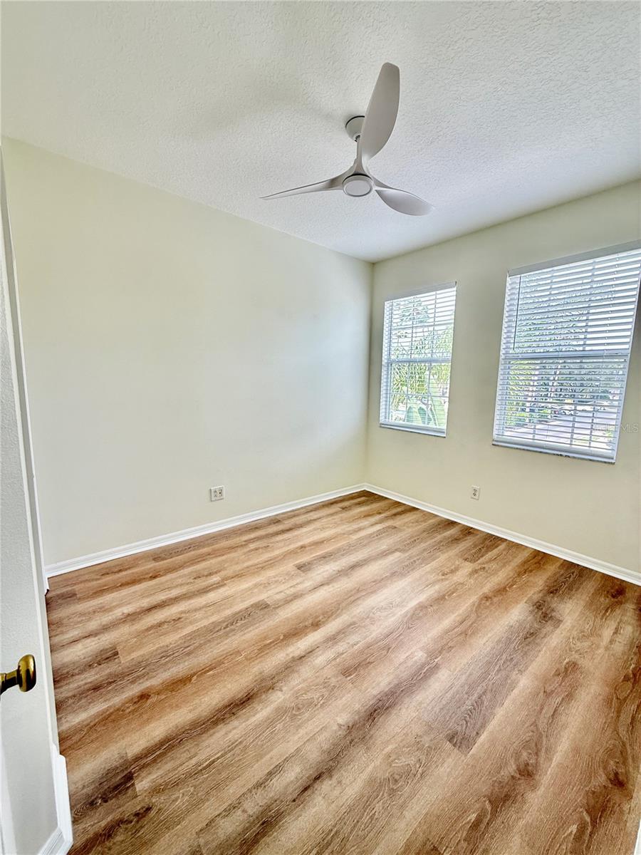 Image 13 of 19 For 4106 Crabtree Avenue