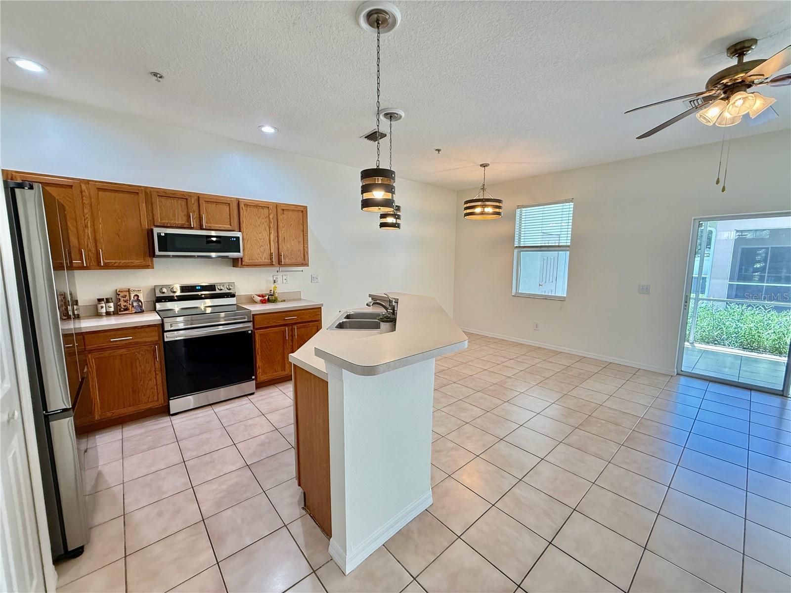 Image 3 of 19 For 4106 Crabtree Avenue