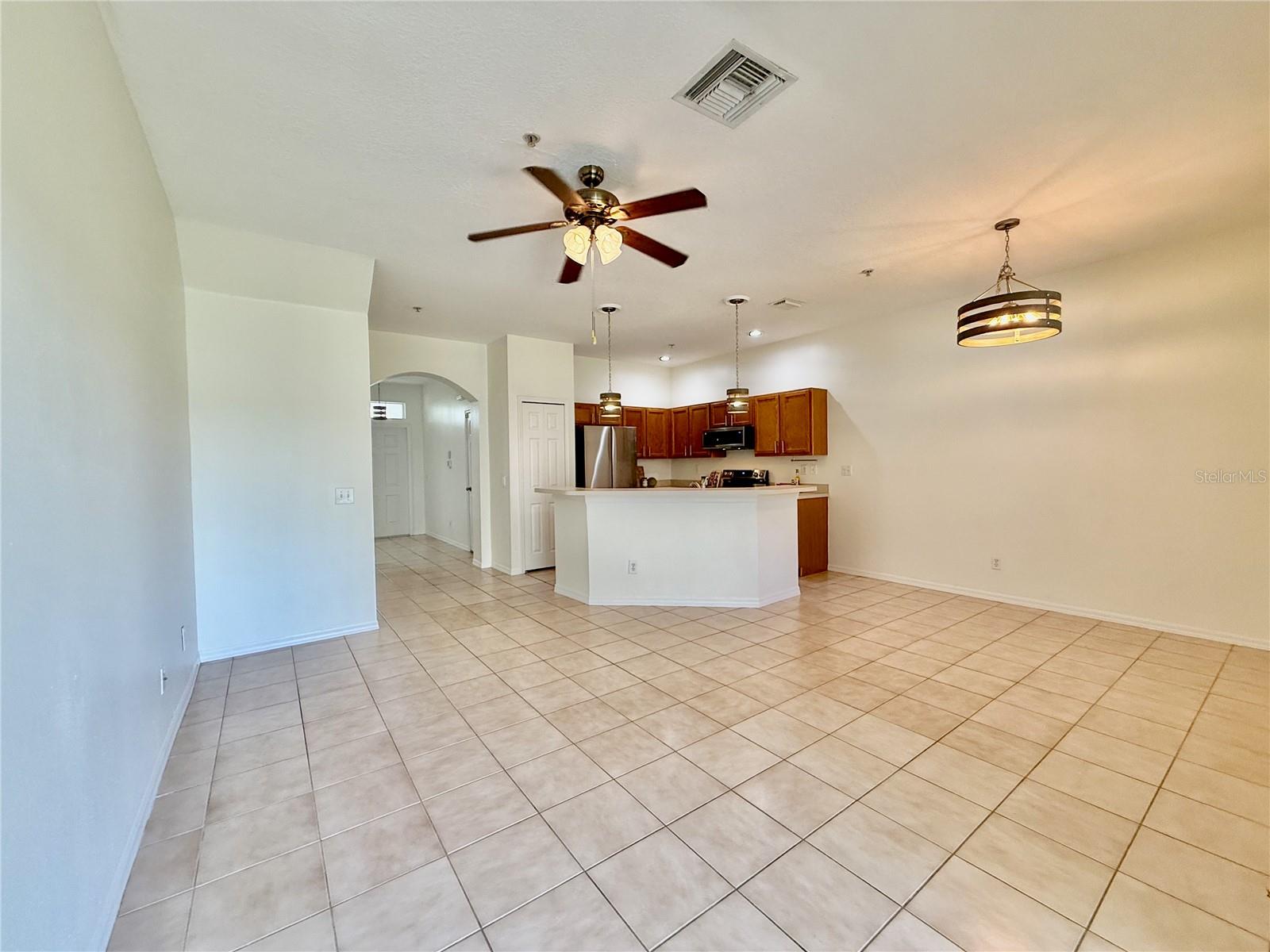Image 5 of 19 For 4106 Crabtree Avenue