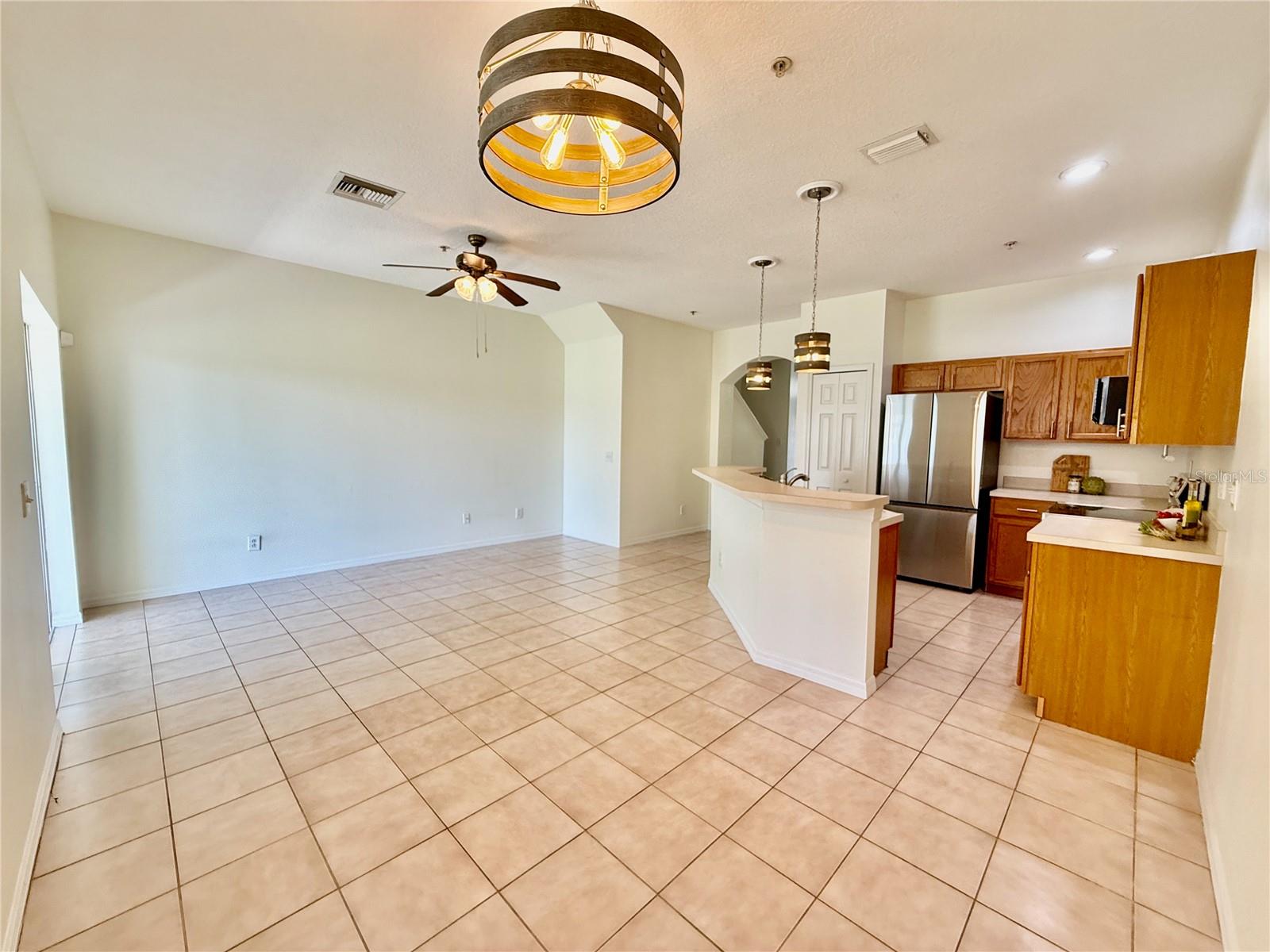 Image 6 of 19 For 4106 Crabtree Avenue