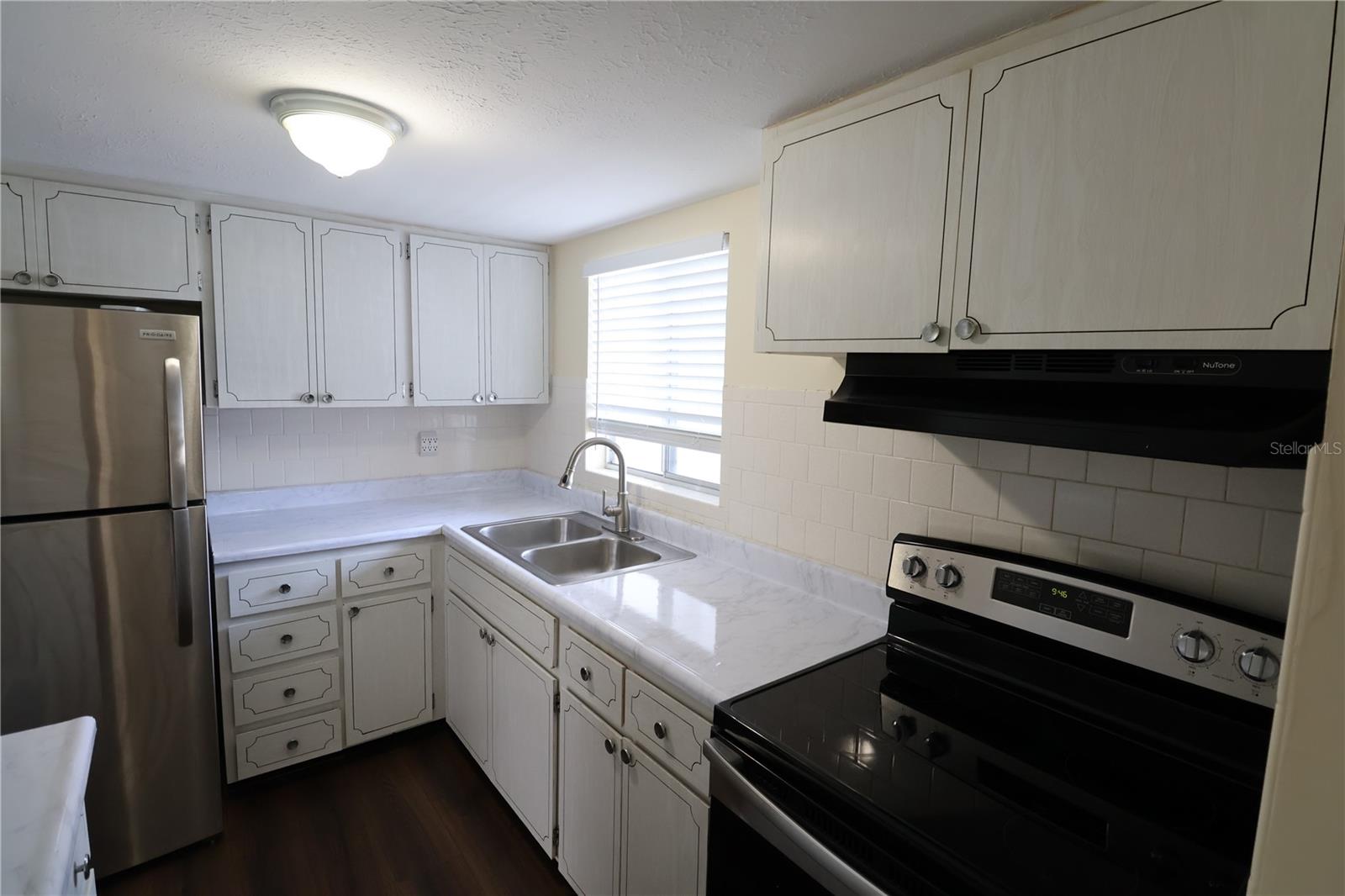 Image 3 of 16 For 5939 17th Street W A27
