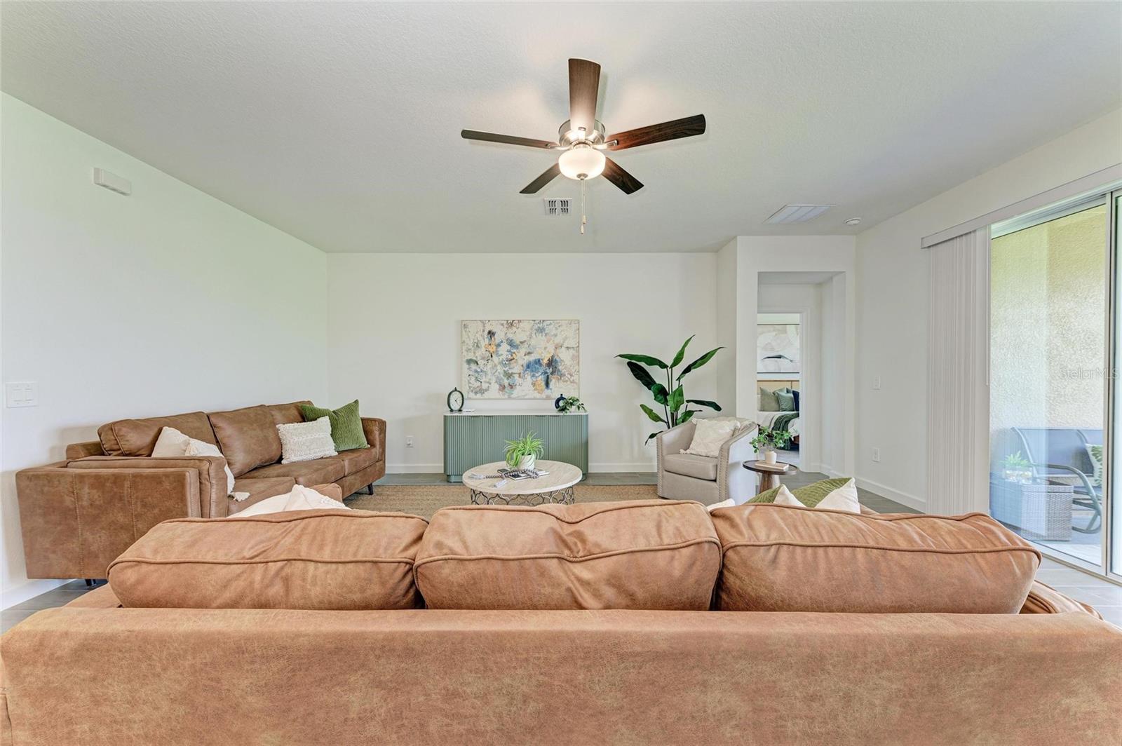 Image 12 of 54 For 11715 Lilac Pearl Lane