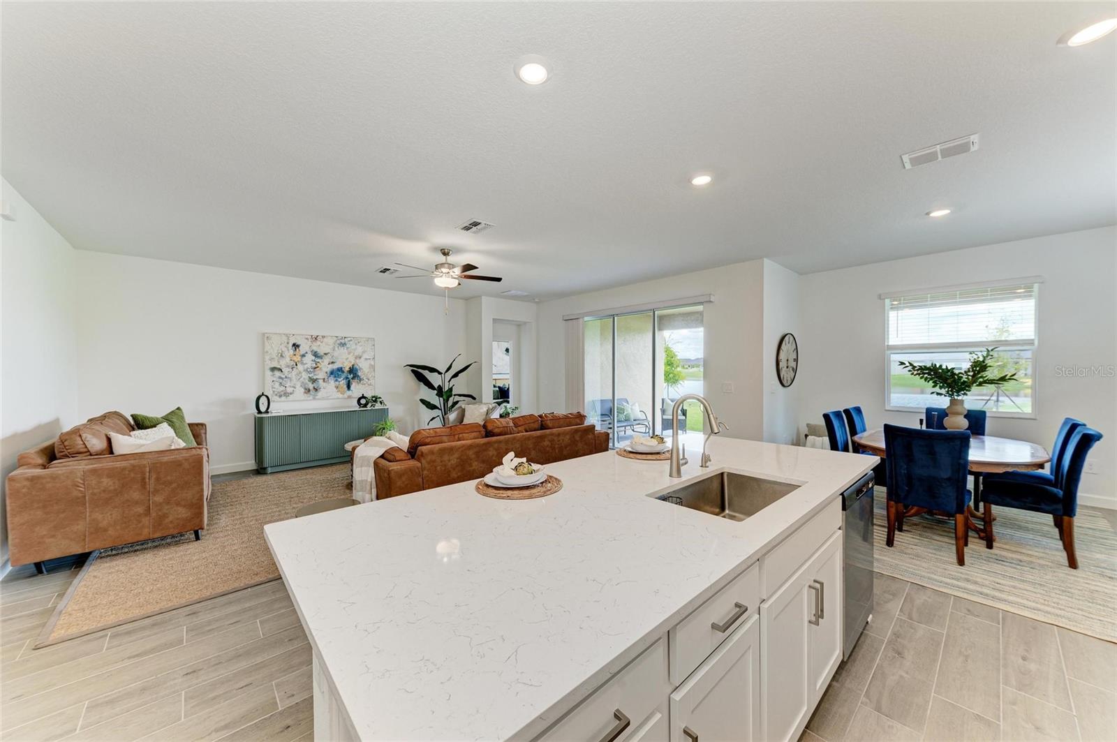 Image 22 of 54 For 11715 Lilac Pearl Lane