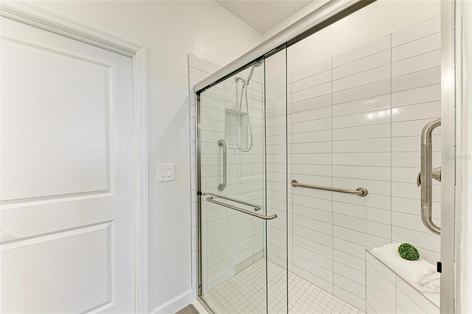 Image 31 of 54 For 11715 Lilac Pearl Lane