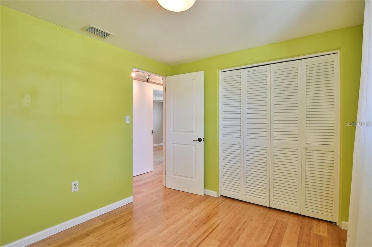 Image 19 of 26 For 7355 Cass Circle