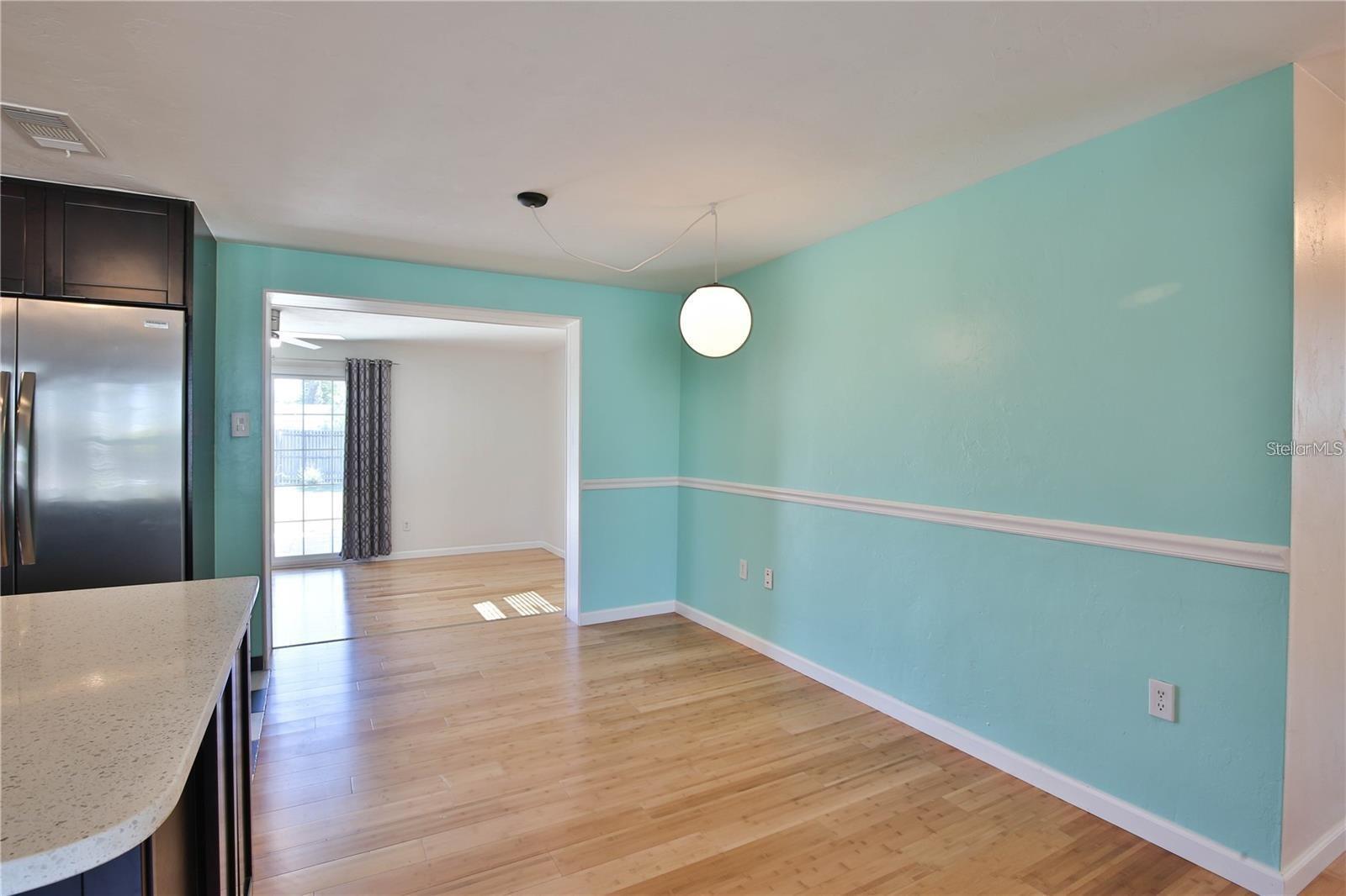 Image 6 of 26 For 7355 Cass Circle