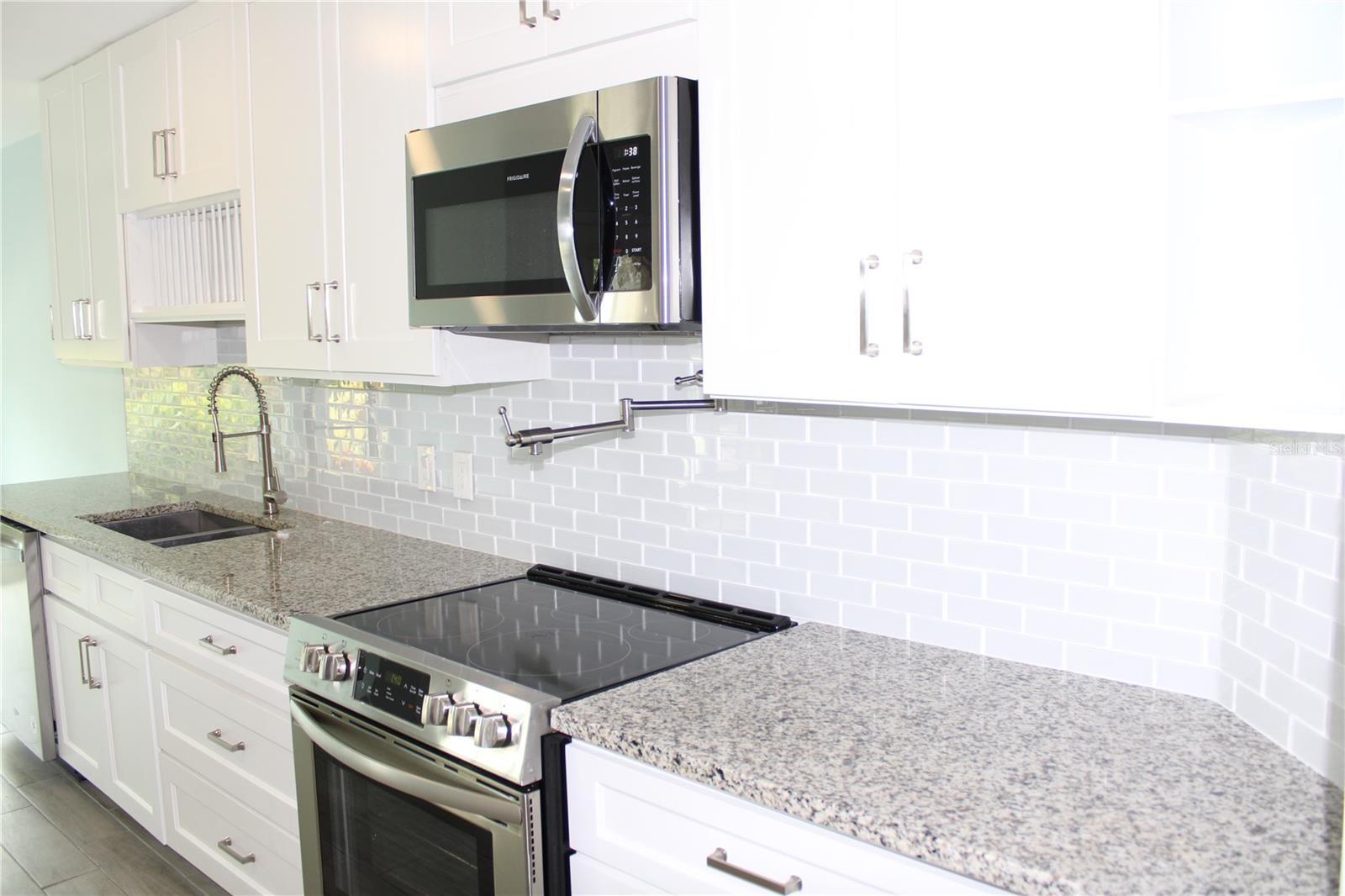 Image 3 of 32 For 5207 86th Street Court W