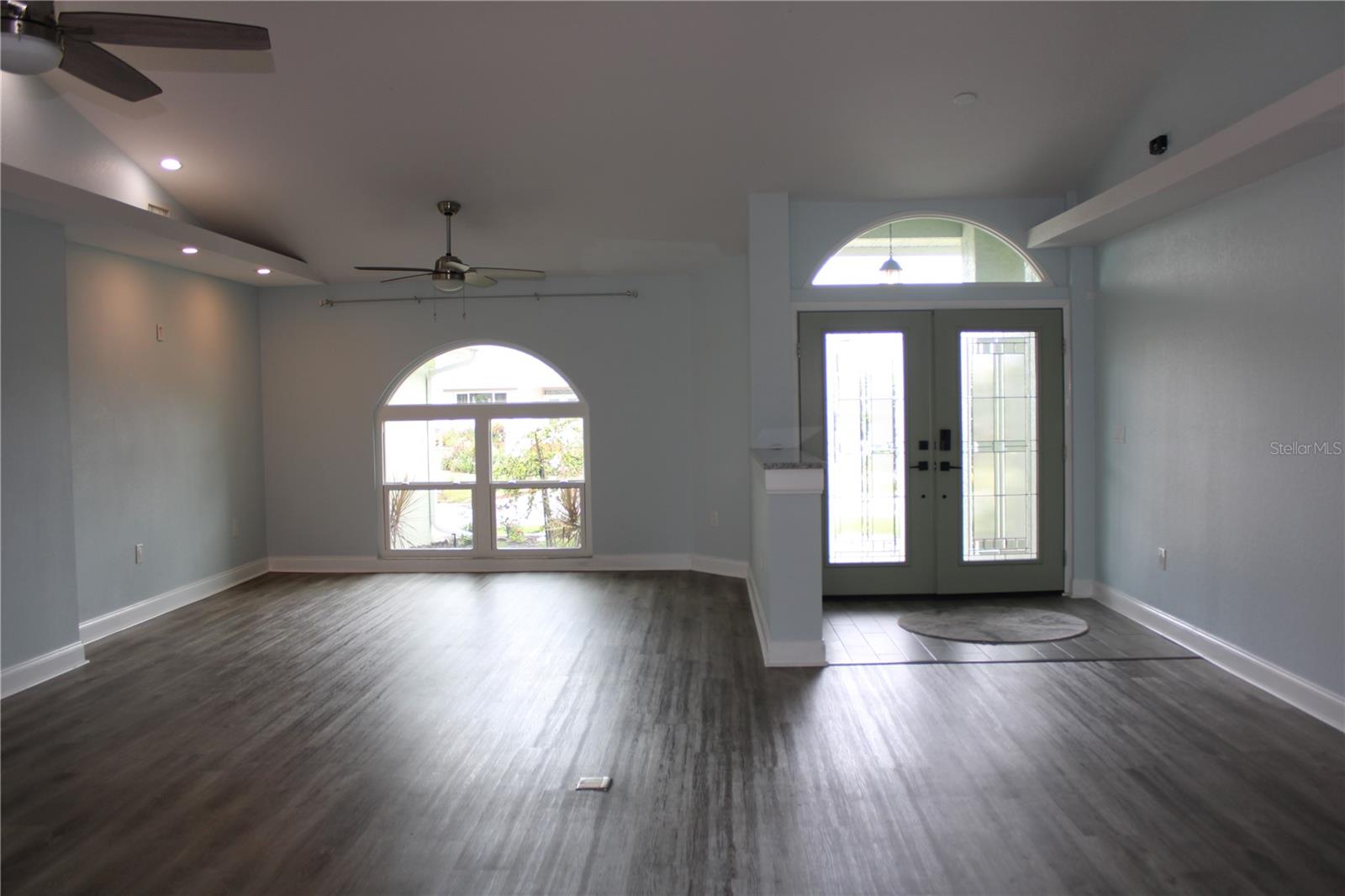 Image 6 of 32 For 5207 86th Street Court W