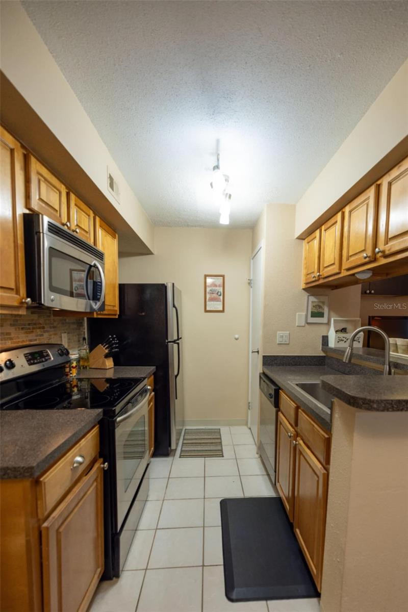 Image 4 of 20 For 9100 Dr Martin Luther King Jr Street N 205