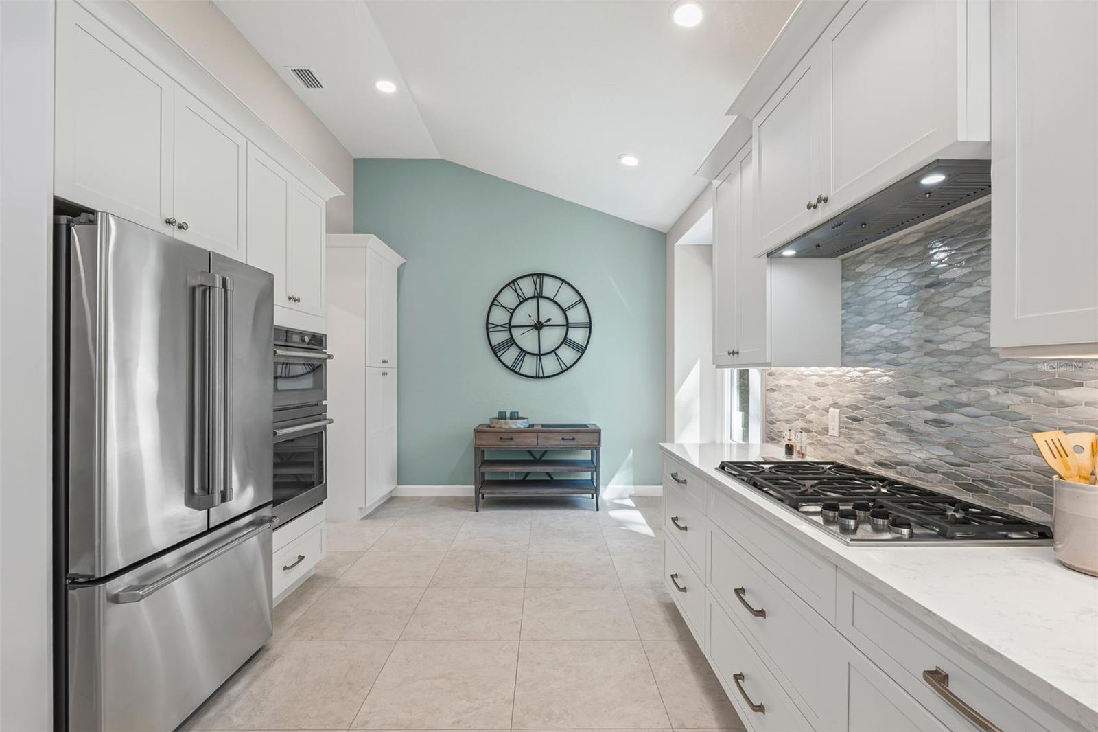 Image 18 of 67 For 6426 Addington Place