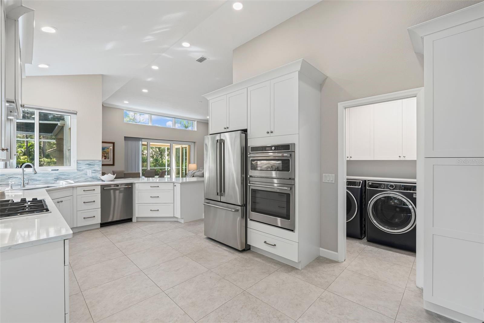 Image 21 of 67 For 6426 Addington Place