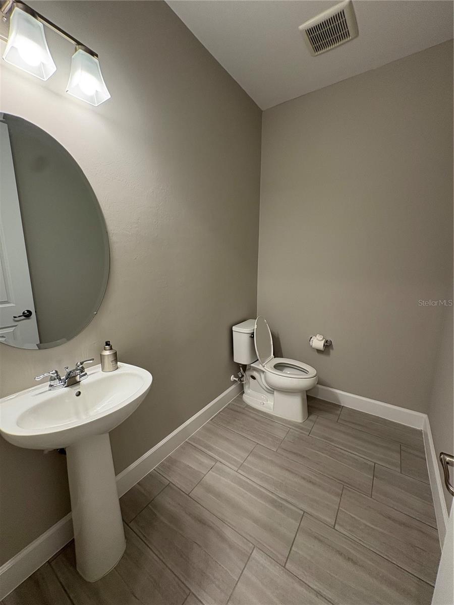 Image 14 of 31 For 17769 Silverspur Drive