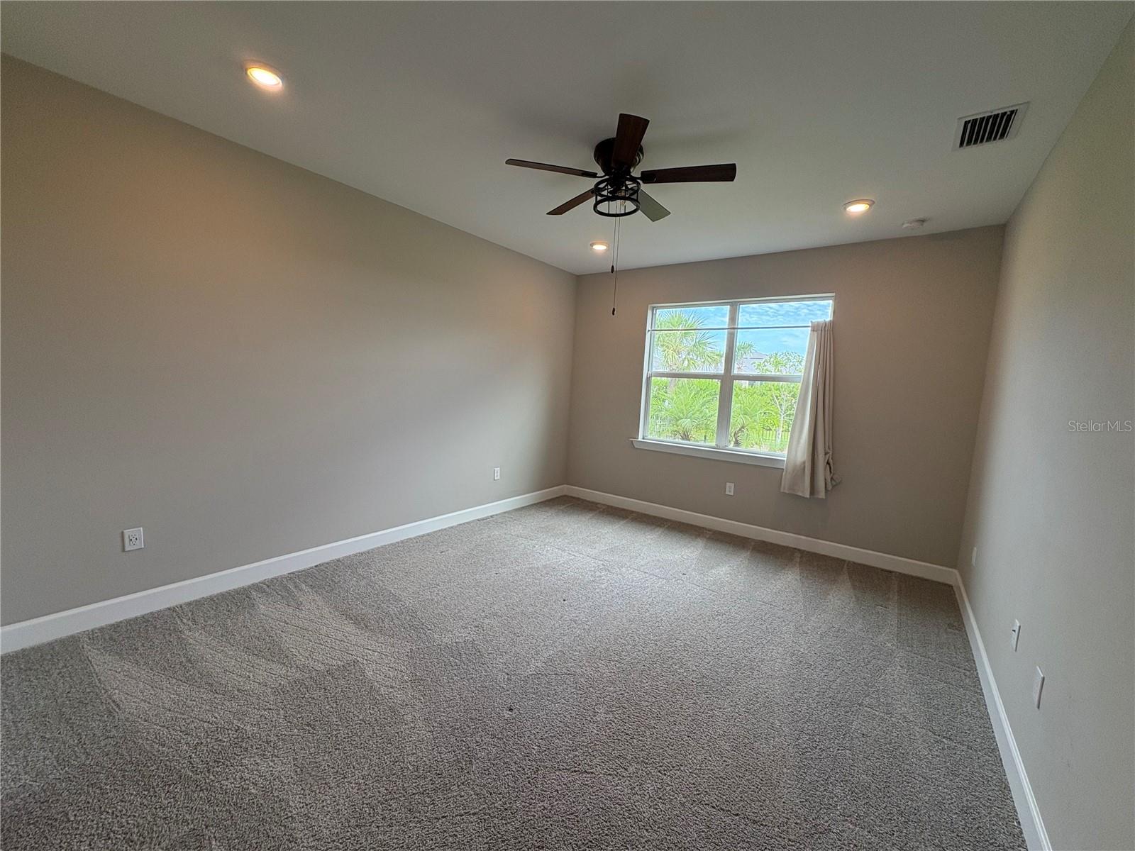 Image 17 of 31 For 17769 Silverspur Drive